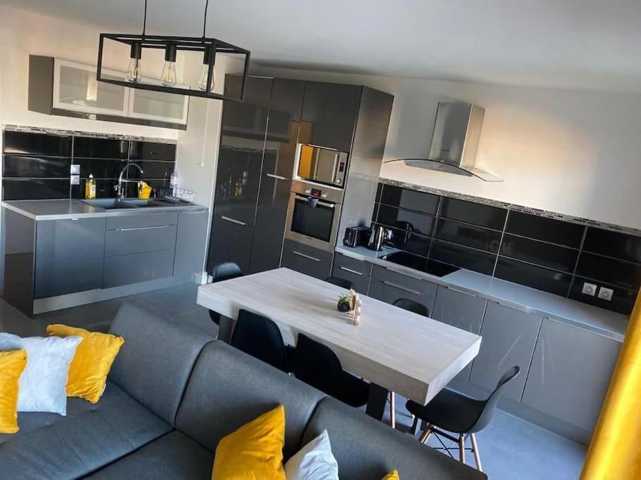La Petite Escapade Apartment Seynod